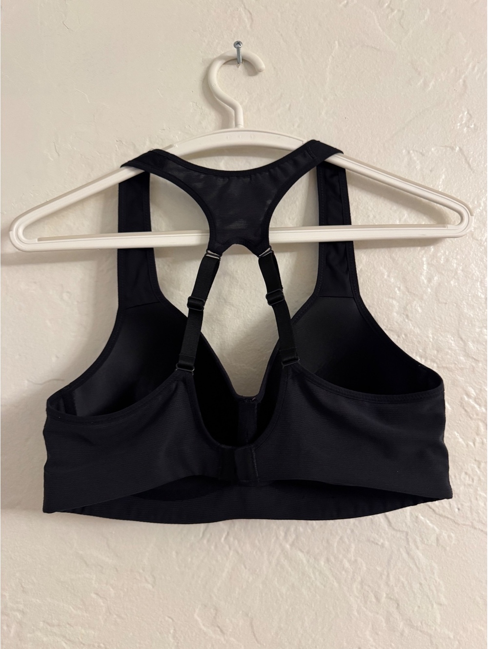 Nike Dri-FIT Women’s Sports Bra Black 34C High Support Racerback - Picture 2 of 5